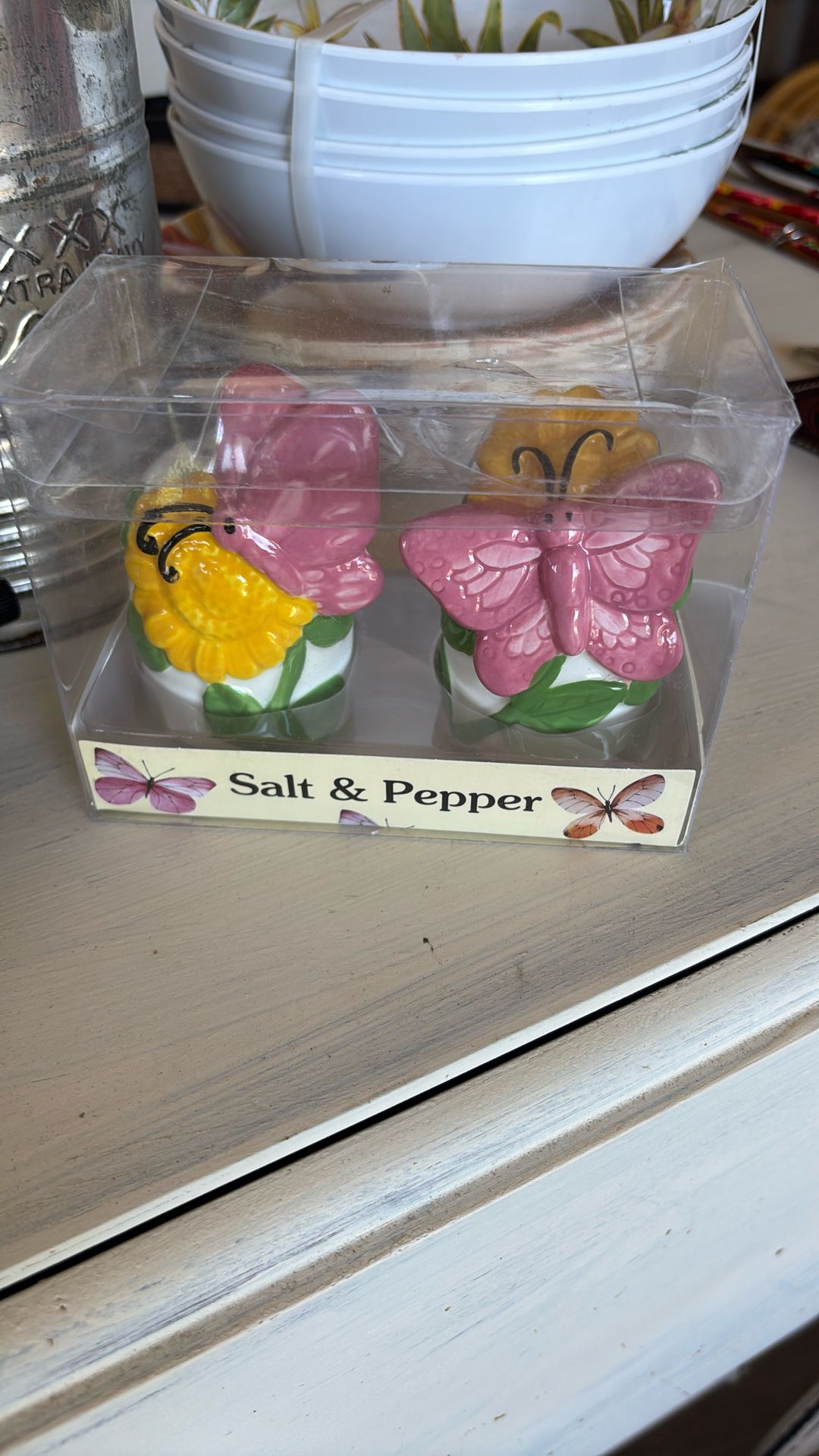 BUTTERFLY SALT & PEPPER SHAKER