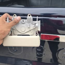 Jeep Comanche Tailgate Handle