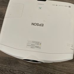Epson 5040 expensive not Working 