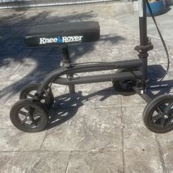 Knee Scooter (Knee Roger)