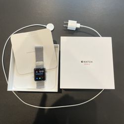 Apple Watch Series 3 Cellular 42mm W/Milanese Loop