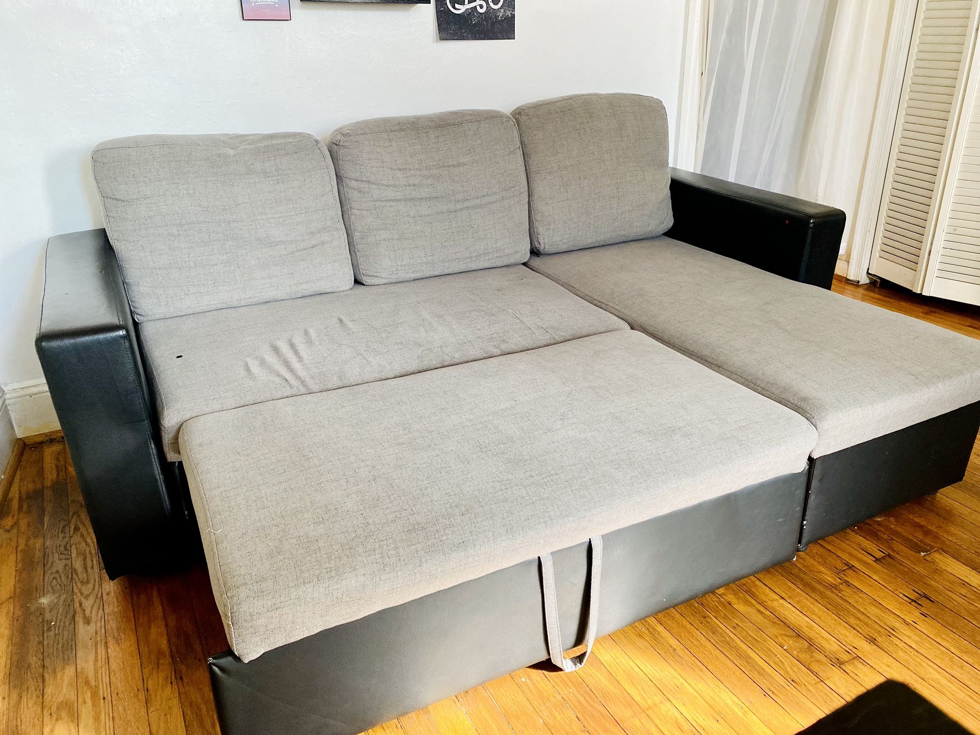 L-Shaped Sofa,3 seat w/storage, light grey 