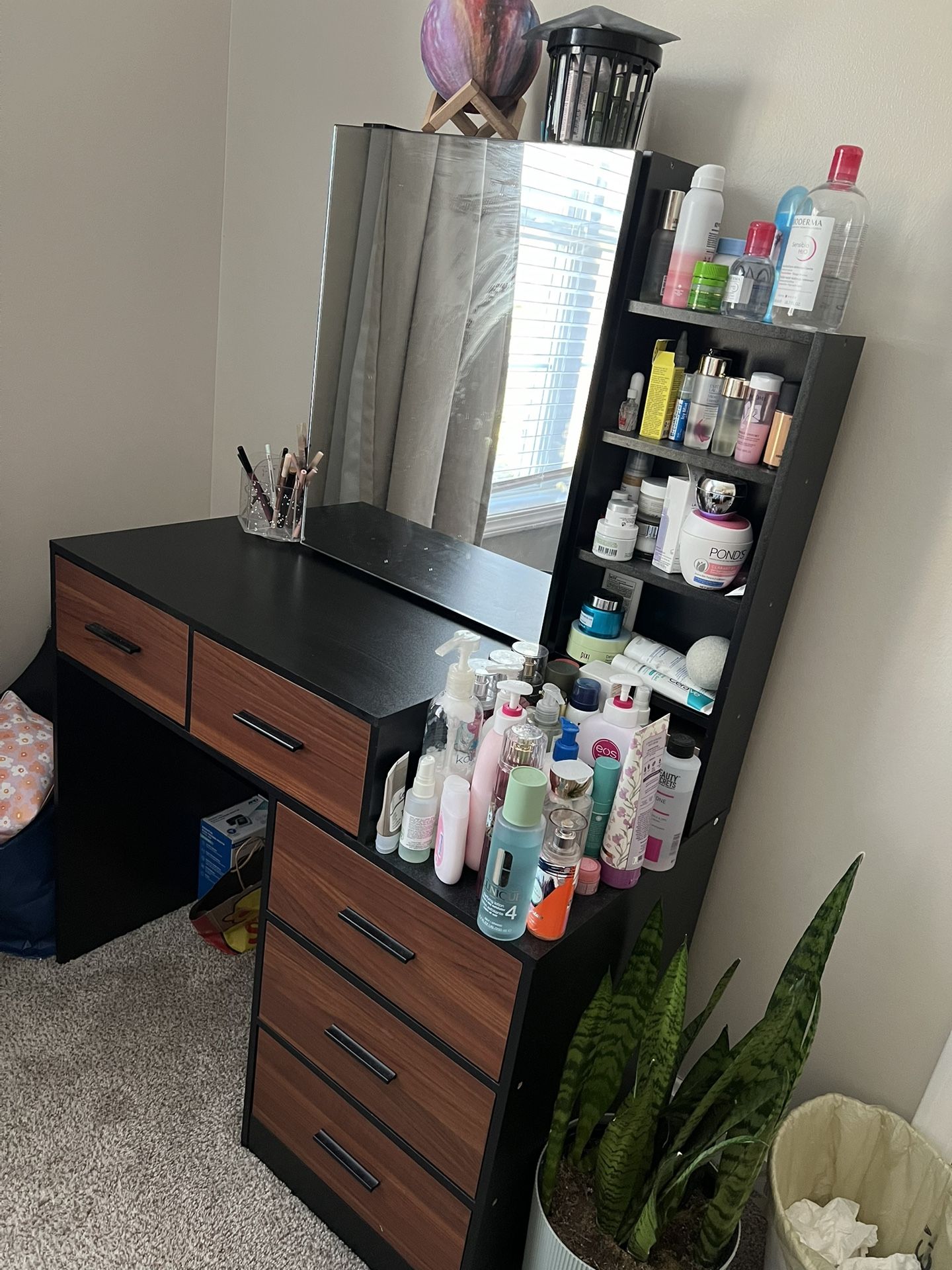 Modern Makeup Vanity with Sliding Mirror, 5 Drawers, 7 Shelves for Bedroom