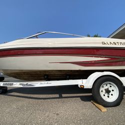 Glastron Speedboat