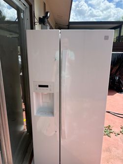 Fridge free  dryer works