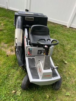 Craftsman Riding Lawn Mower with Bagger