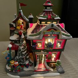 Dept. 56  Sesame Street House-plus More-North Pole Christmas Series 