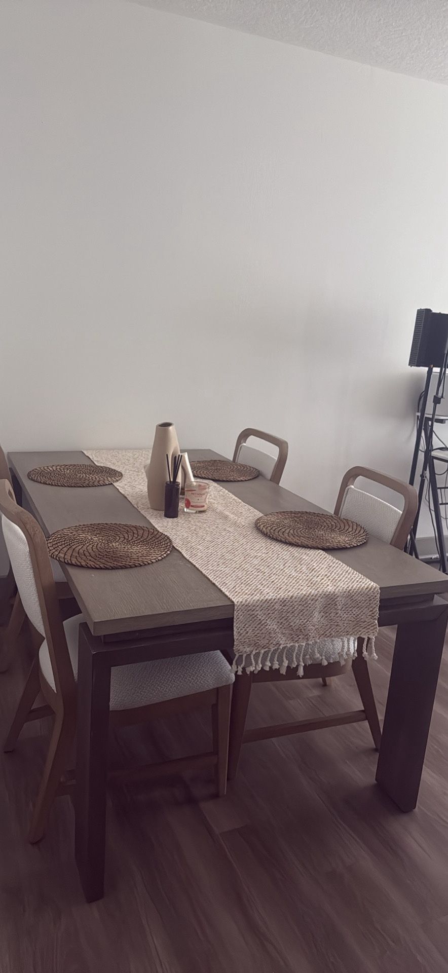 Dining Table With 4 Chairs