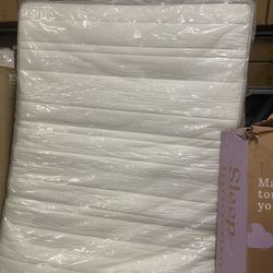 New Full Size Bed And Mattress 