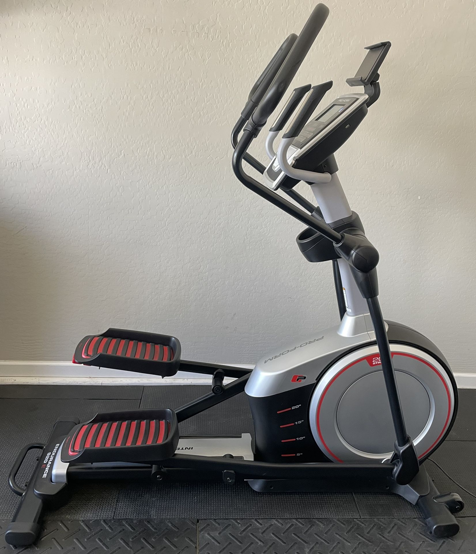 Proform Endurance 920E Elliptical Cross-Trainer Exercise Workout Machine Fitness Home Gym Treadmill
