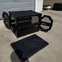 Stationary Rock Creek Crate 30" w/ Secondary Door