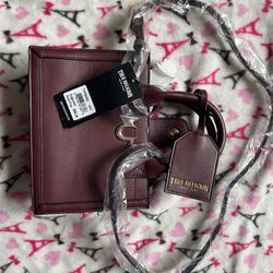 True Religion Carry/Shoulder