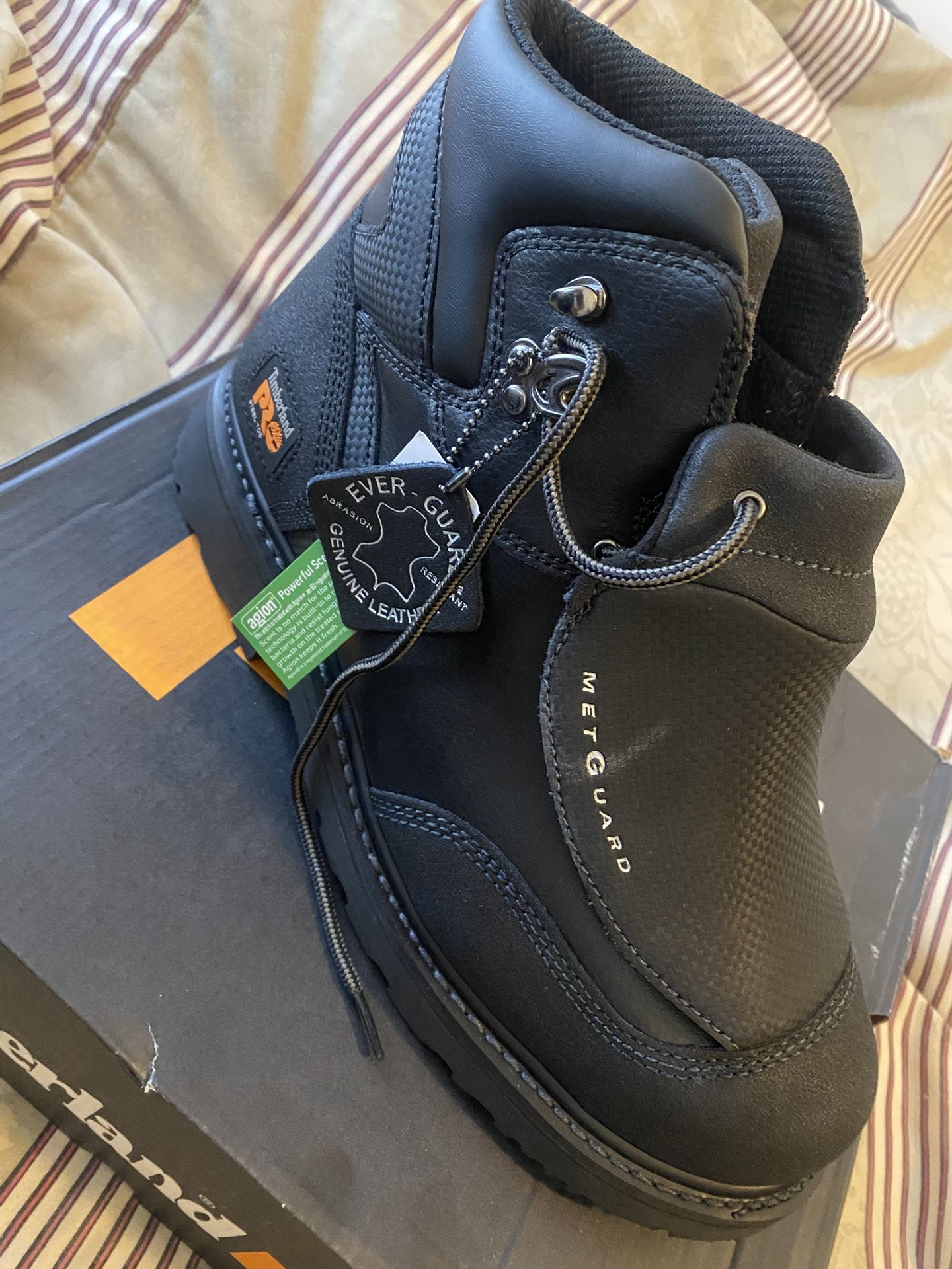 Timberland Pro External Met Guard
