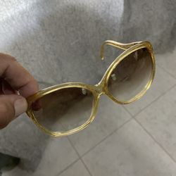Vintage woman’s sunglasses  From 1979