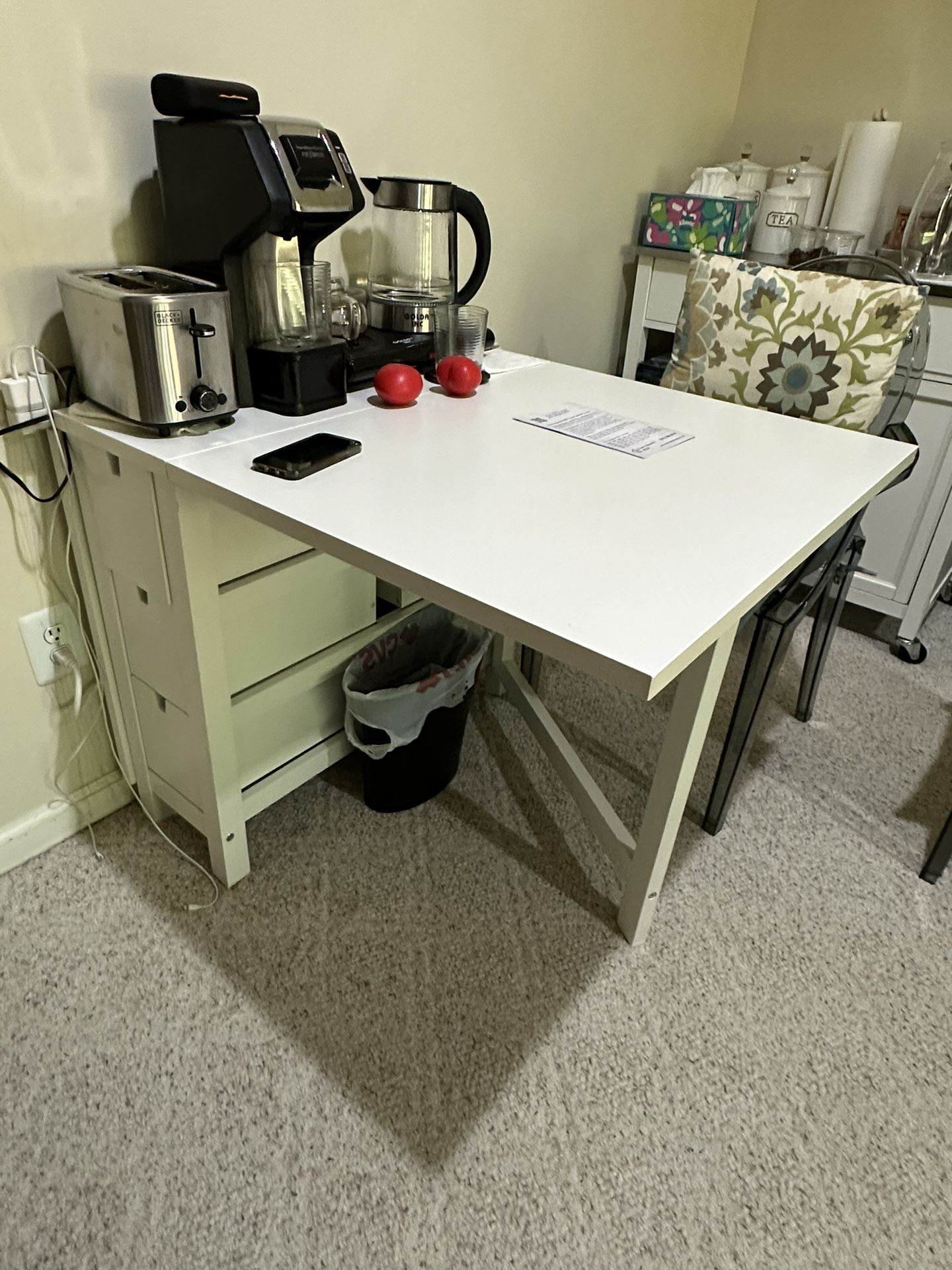 Breakfast Table 