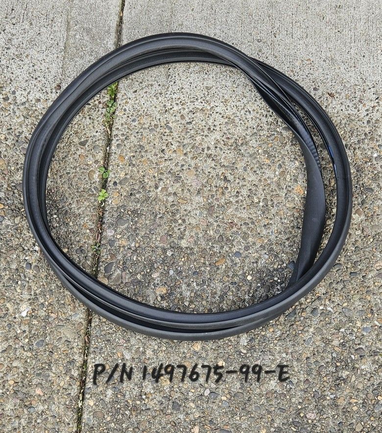 TESLA OEM Model Y Primary Seal Body Rear LH Rubber (P/N 1497675-99-E)