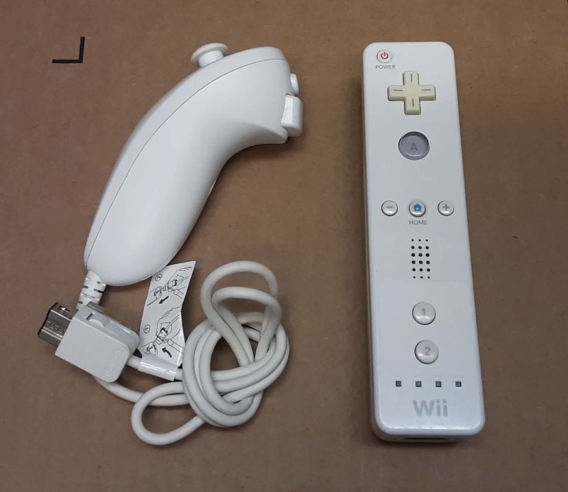 OEM Wii Controller Remote & Nunchuk Bundle Genuine Nintendo