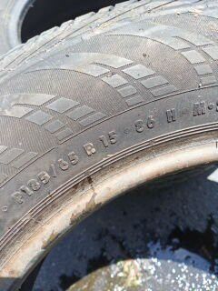 Tire for sale $15 like new
