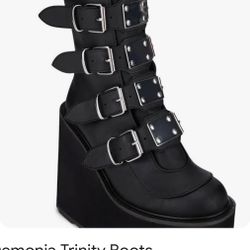 Demonia Boots ( trinity )