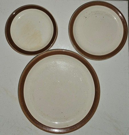 $4 Each Vintage Shenango China Size 9.5", 7.5" 6.5" Four each. Total 12 Plates,  Total $48
