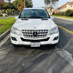 2010 Mercedes-Benz M-Class · ML350