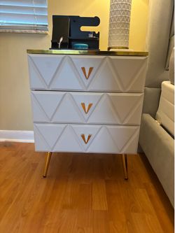Night stands
