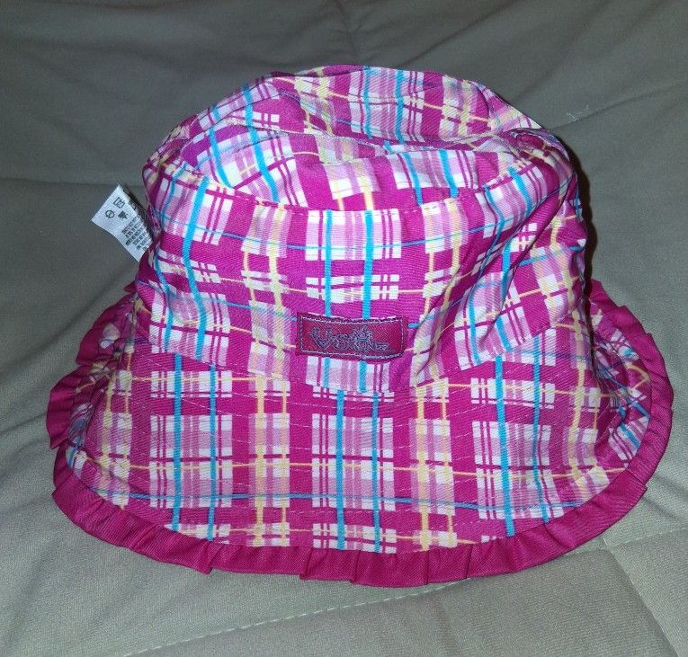 UV Skinz reversible bucket hat girls 6 pink plaid/solid hot pink $5 FIRM