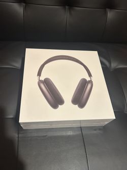 AirPod Max Midnight Color 