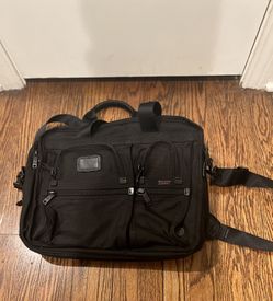 Tumi ALPHA Expandable Organizer Laptop Brief