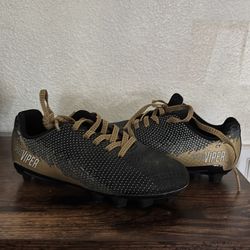 Kids DSG soccer cleats