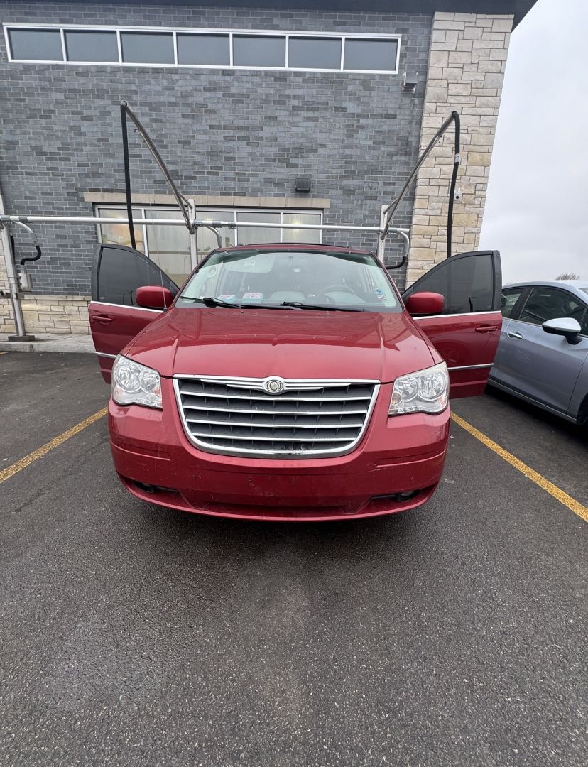 2009 Chrysler Town & Country