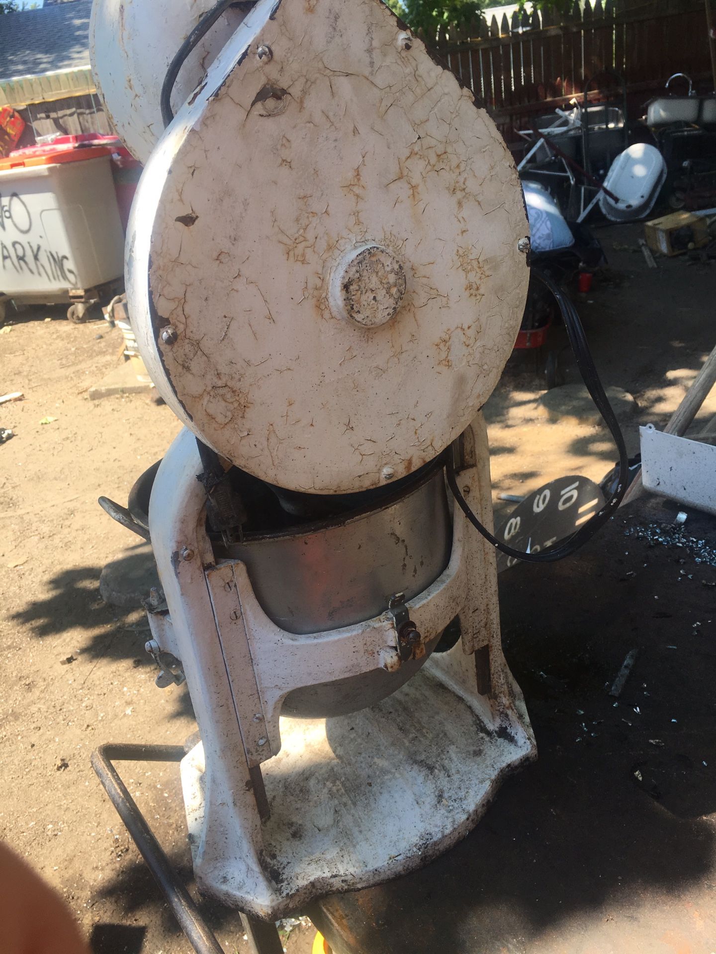 Dough mixer