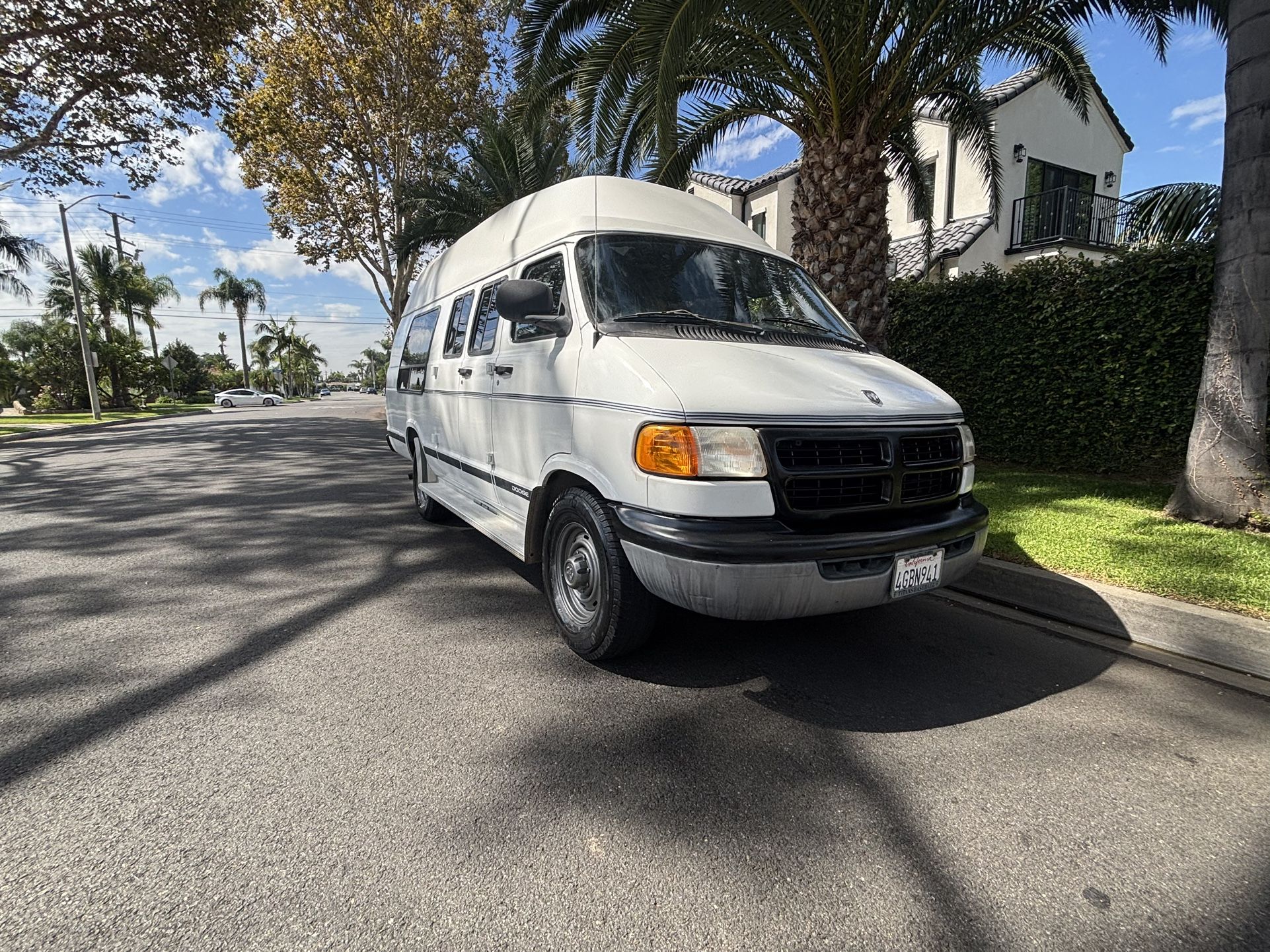Dodge Ram 3500 Fully self Contained Camper