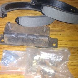 Emergency Brake Shoes And 1 Motor Mount GMC Denali Cadillac Escalade Suburban And More 