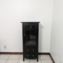 Small cabinet