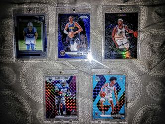 Basketball/football Cards