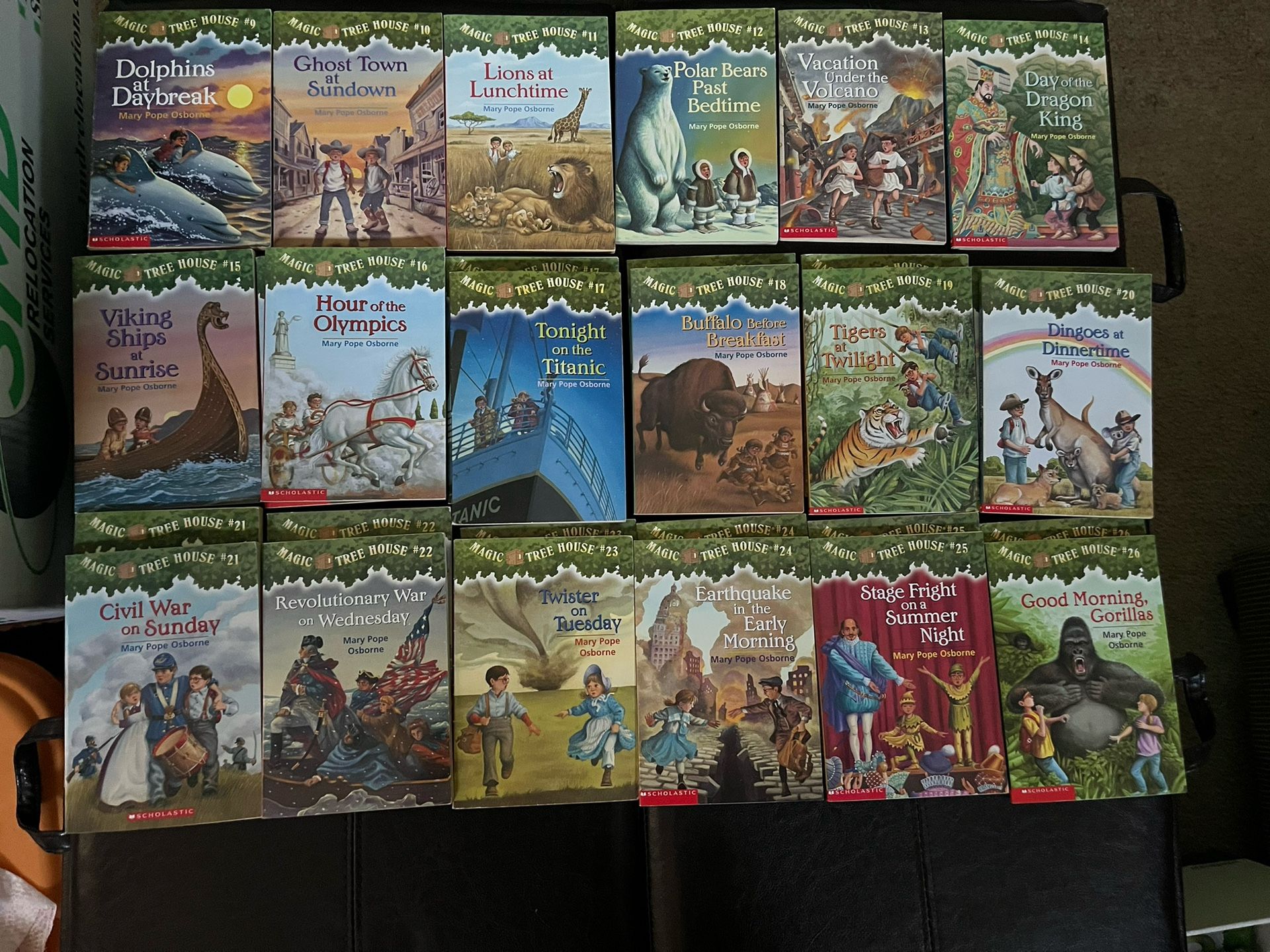 Magic Tree House Series By Mary Pope Osborne