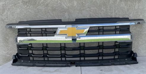 Chevrolet Silverado 1500 Grille