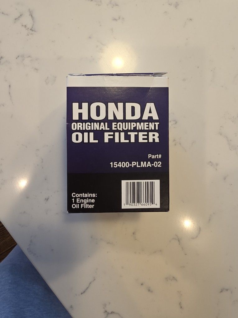 New Honda OEM Oil Filter 15400-PLMA-02