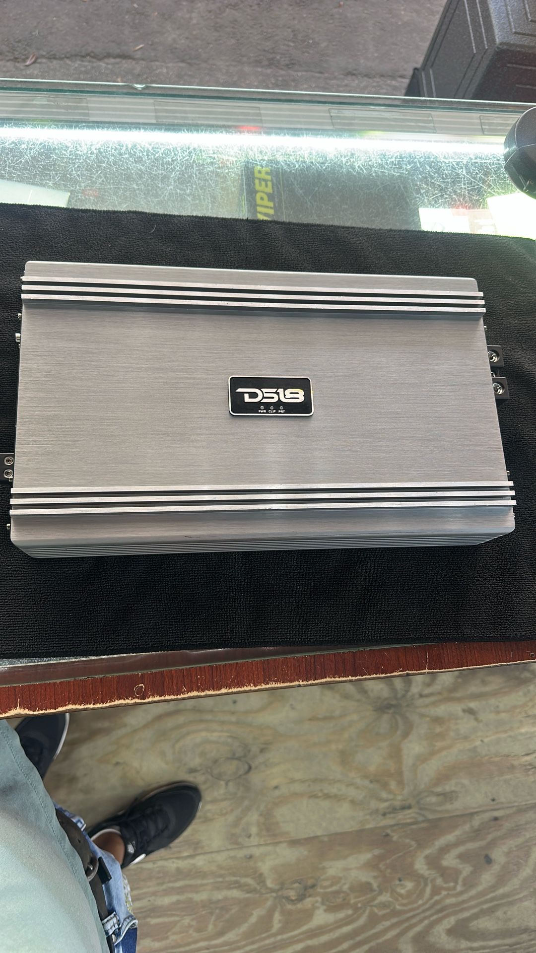 DS18 FR8K 8000w RMS