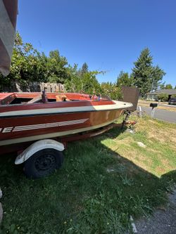 1980 Silverline Boat $600 Need Off Property!
