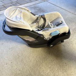UPPAbaby Lightweight Infant Car Seat