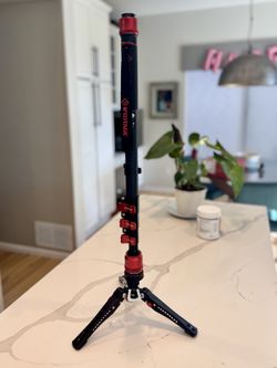 iFootage Cobra 3 C180F-P Carbon Fiber Monopod + Pedal Base & Case – 71"
