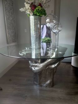 ZGALLERIE Sequoia Dining Room Table