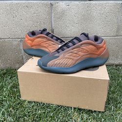 Adidas Yeezy 700 Copper Fade Size 11 M 