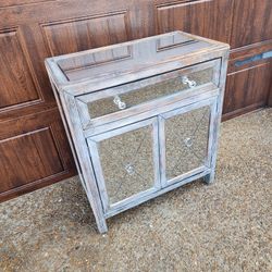 *** KIRKLAND'S GREY MIRROR CABINET ***