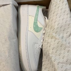 Nike Air Force 1- Mint 7Y