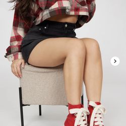 Red Women’s Size 8 High Cut Sneakers