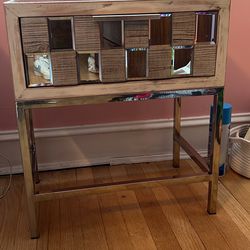 End table and/or nightstand 