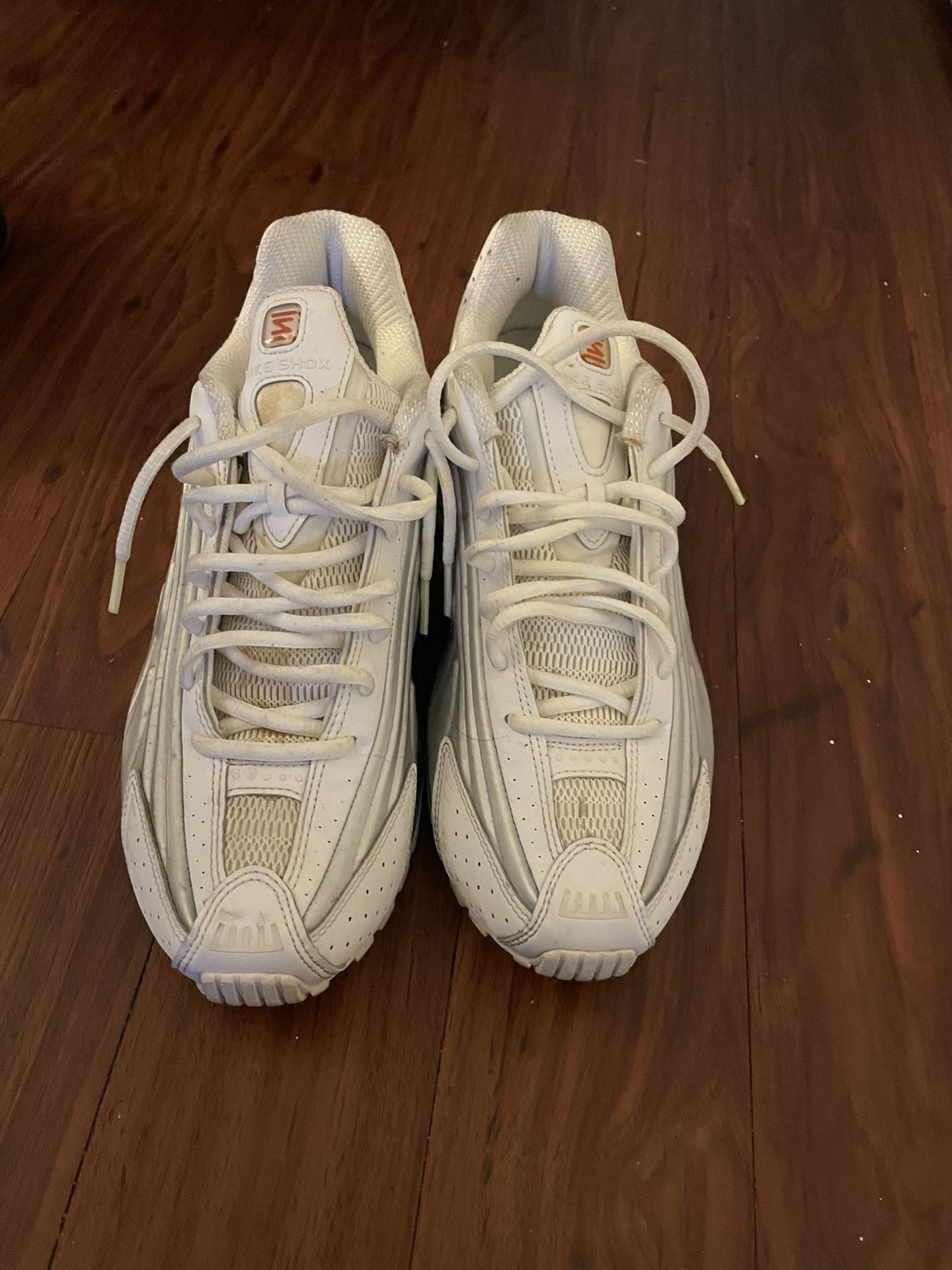 Nike Shoe R4